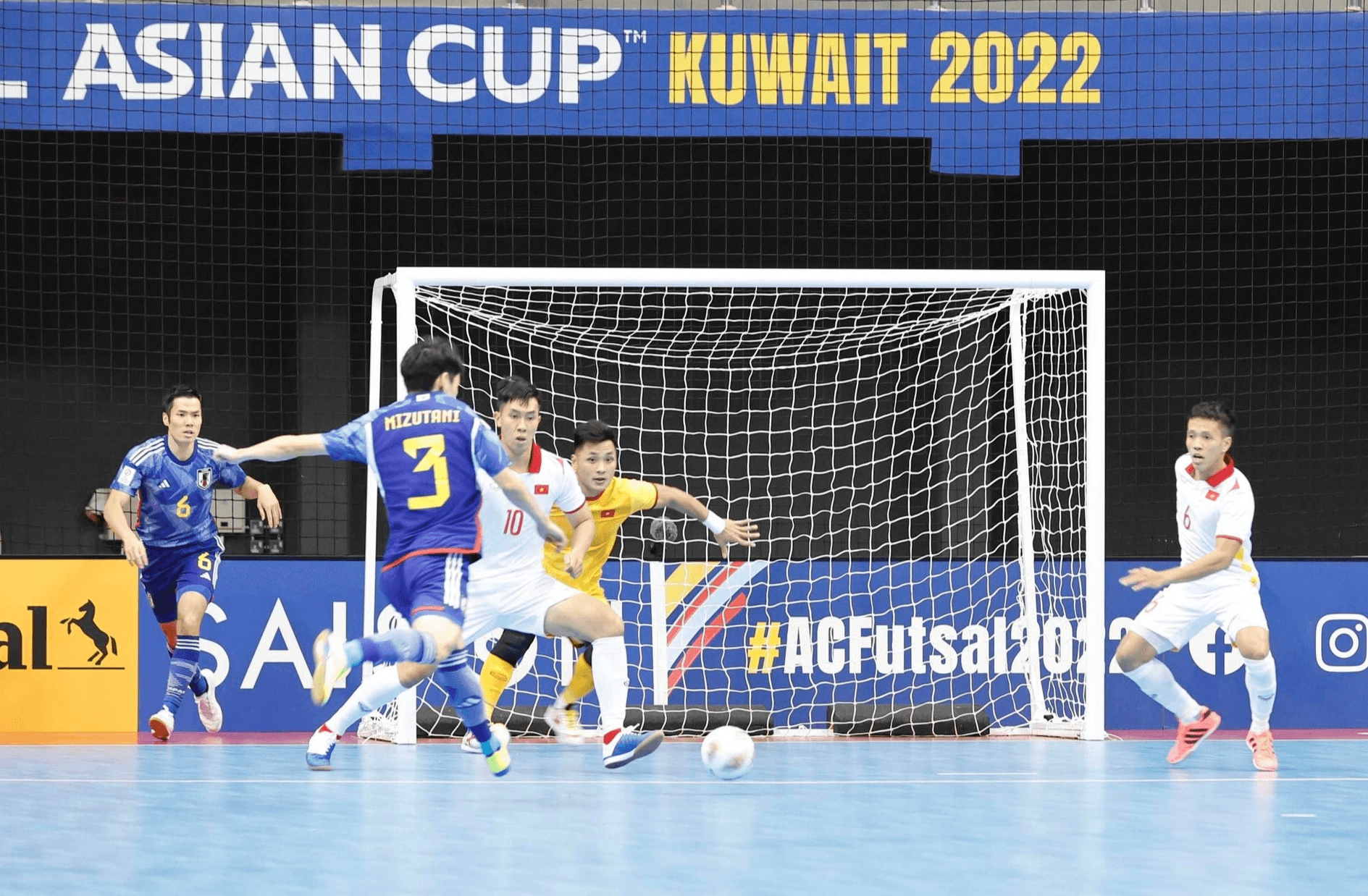 Thua Nhật Bản, tuyển Việt Nam vẫn vào tứ kết futsal châu Á 2022