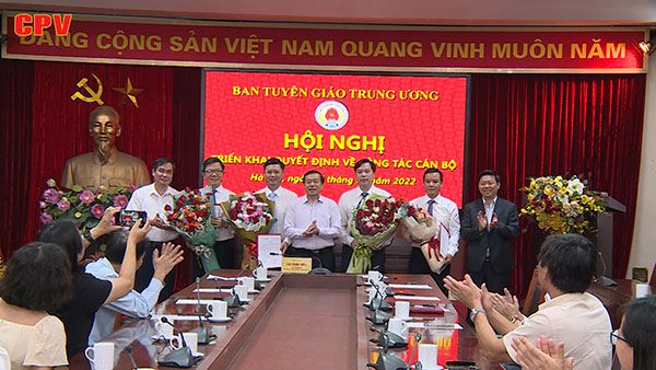 Ban Tuyên giáo Trung ương bổ nhiệm Vụ trưởng Vụ Báo chí - Xuất bản