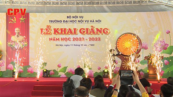 Trường Đại học Nội vụ Hà Nội khai giảng năm học mới