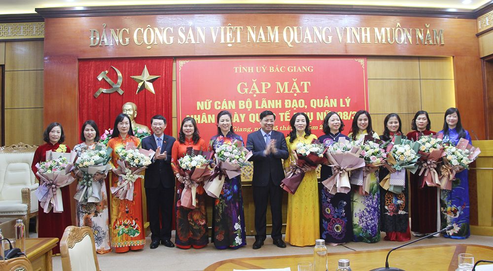 Bắc Giang: Phát huy tốt vai trò của đội ngũ cán bộ lãnh đạo nữ