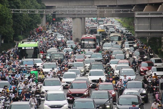 Thu phí thôi, chưa đủ!   