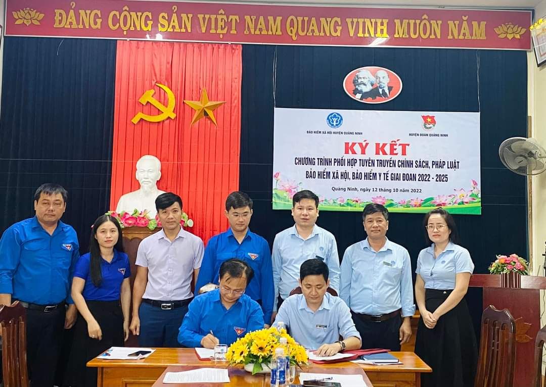 Ký kết Chương trình phối hợp tuyên truyền chính sách, pháp luật BHXH, BHYT giai đoạn 2022 - 2025