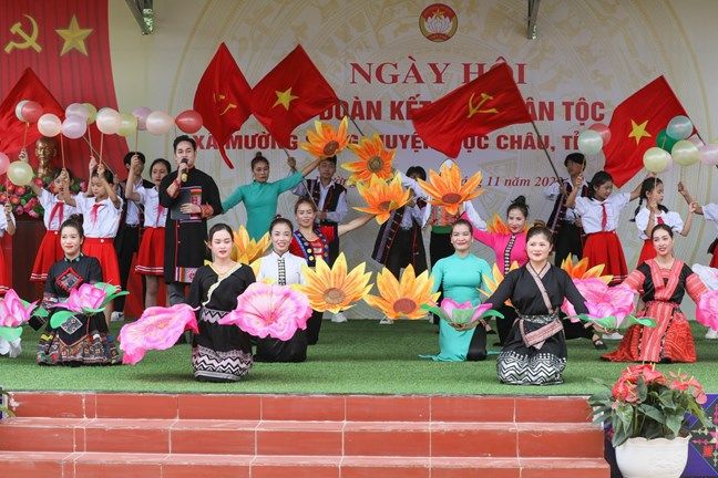 Tưng bừng ngày hội đại đoàn kết toàn dân tộc tại các khu dân cư