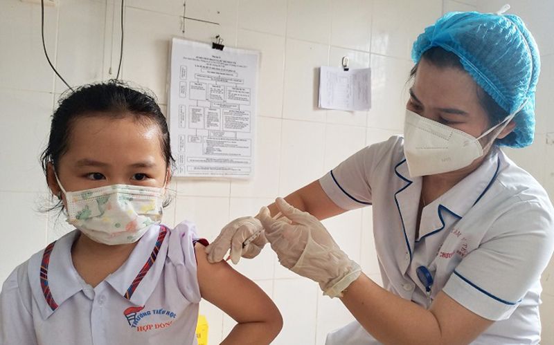 Yên Bái: Trên 730 nghìn người từ 5 tuổi trở lên được tiêm vắc xin phòng COVID-19