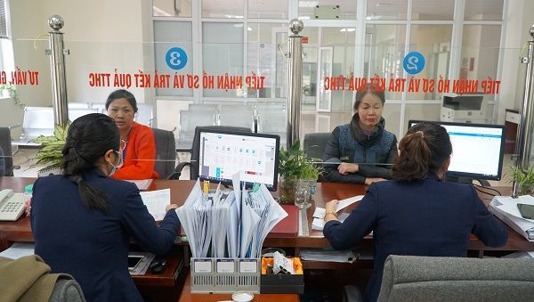 BHXH tỉnh Sơn La: Đẩy mạnh chuyển đổi số, lấy người dân và doanh nghiệp làm trung tâm phục vụ