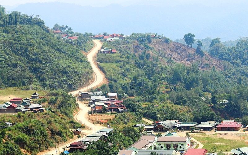 Quảng Trị: Đầu tư có trọng tâm, trọng điểm để phát triển bền vững vùng đồng bào dân tộc thiểu số và miền núi