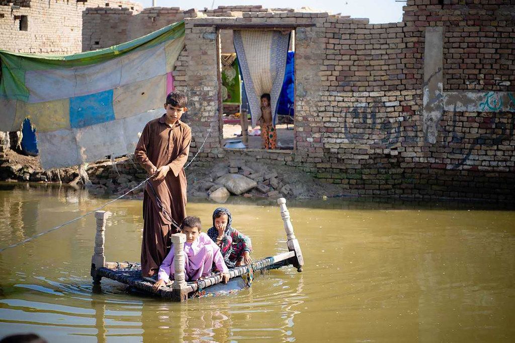 WMO: Sau thảm họa năm 2022, chúng ta phải hành động vì khí hậu