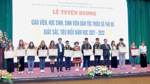 Tuyên dương 161 giáo viên, học sinh, sinh viên dân tộc thiểu số Thủ đô xuất sắc, tiêu biểu năm học 2021-2022