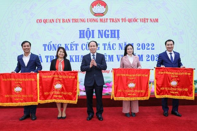 Chủ động triển khai, siết chặt kỷ luật, kỷ cương của các ban, đơn vị