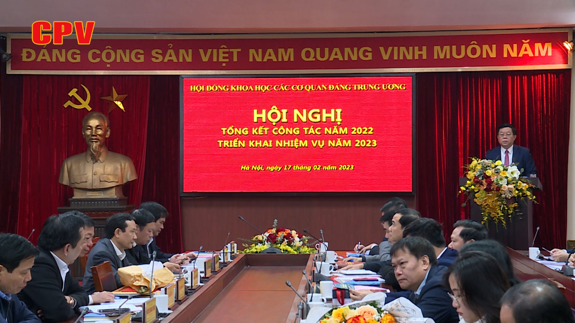 Đẩy mạnh hoạt động nghiên cứu khoa học phù hợp với điều kiện tình hình mới