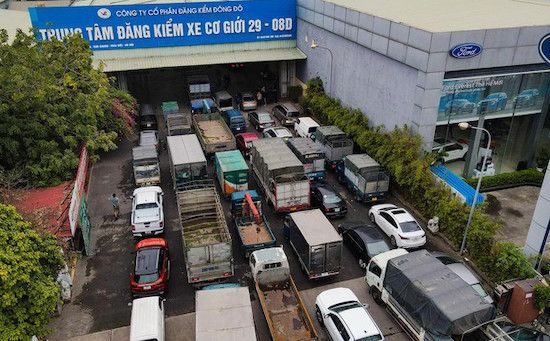 Hà Nội: Khám xét, làm rõ sai phạm tại Trung tâm Đăng kiểm xe cơ giới 29-08D