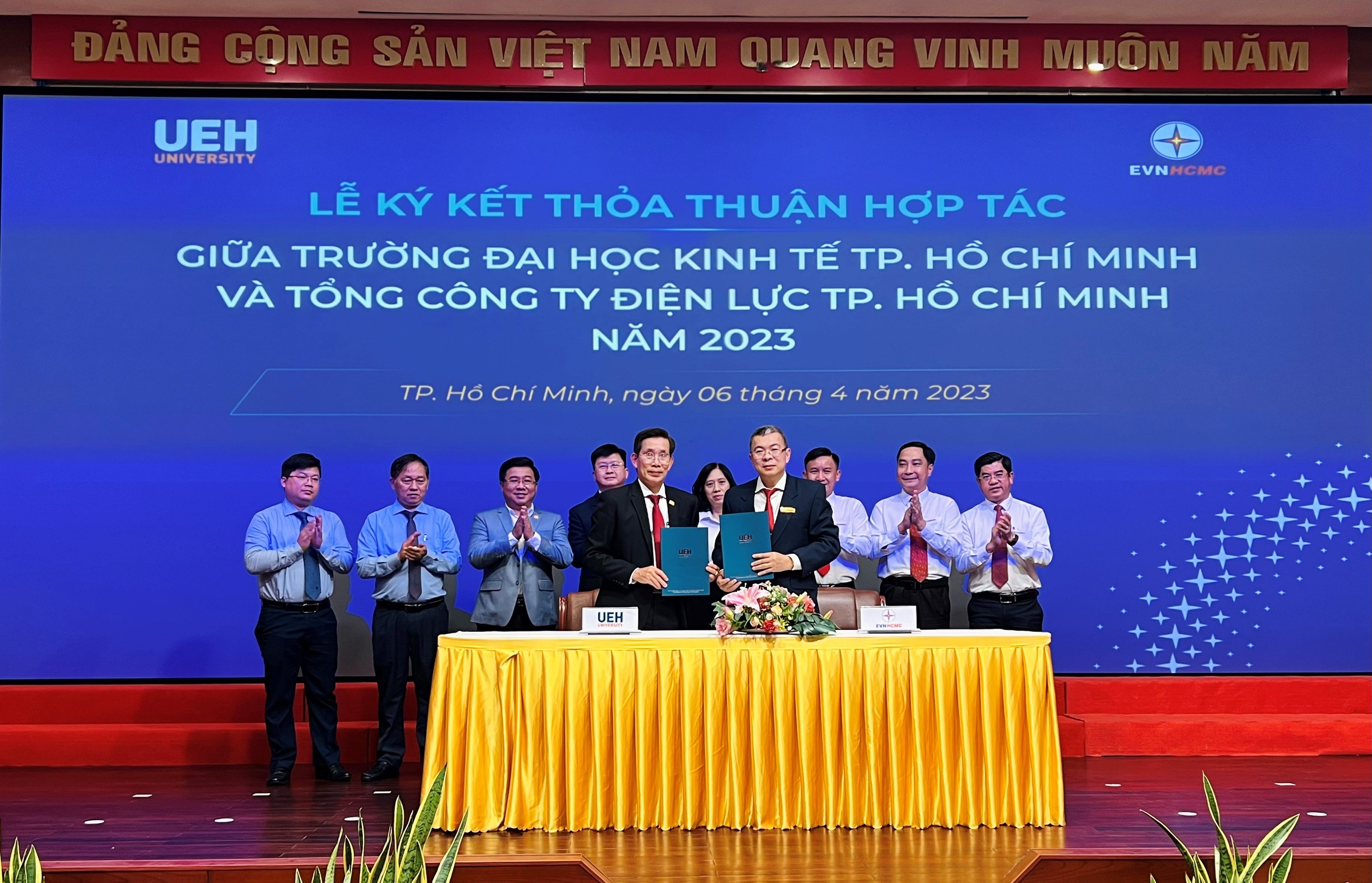 ​Ký kết thỏa thuận hợp tác các chương trình đào tạo