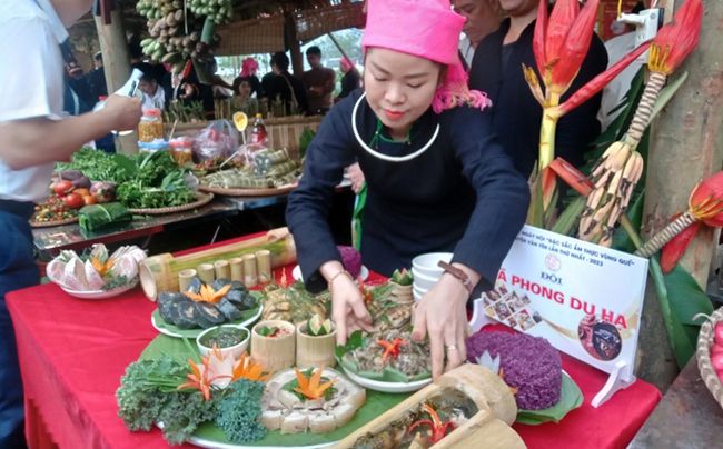 Yên Bái phát triển du lịch gắn với bảo tồn văn hóa truyền thống