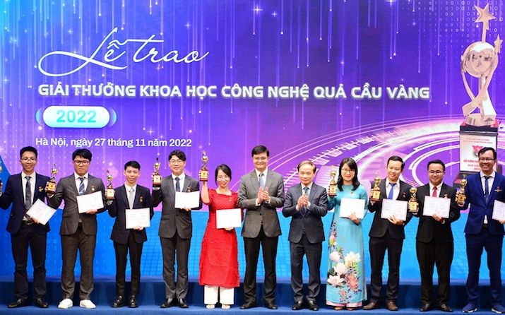 Thi sáng tác biểu trưng giải thưởng Khoa học công nghệ Quả cầu vàng