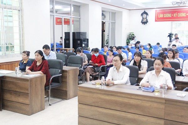 Tuyên Quang: Bồi dưỡng, tập huấn nghiệp vụ đối với nhân viên thu BHXH, BHYT năm 2023