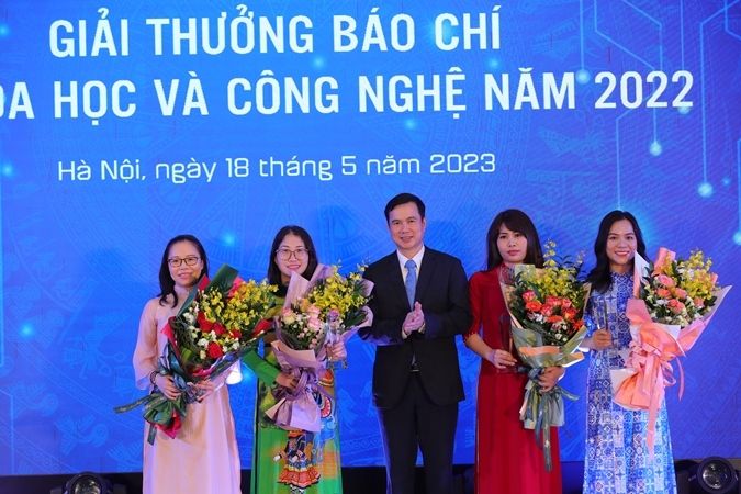 Vinh danh 18 tác phẩm báo chí xuất sắc về khoa học công nghệ năm 2022