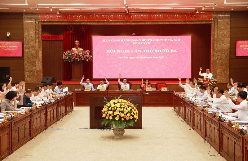 Hà Nội: Các đồng chí Thành ủy viên dành ít nhất 1/3 thời gian làm việc để đi cơ sở