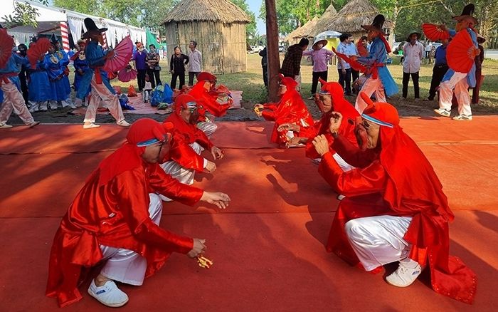 Nâng cao năng lực quản lý di sản văn hóa phi vật thể, nghệ thuật dân ca, dân vũ