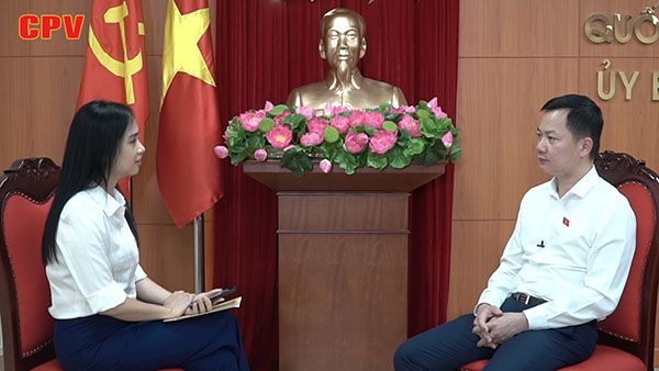 Xây dựng, hoàn thiện hệ thống pháp luật để khơi thông điểm nghẽn, kiến tạo phát triển