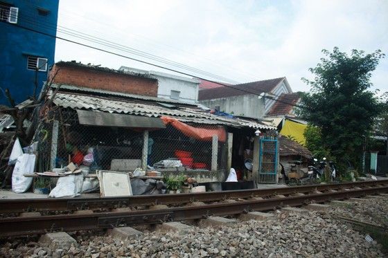 Quảng Ngãi: Cương quyết không để phát sinh thêm lối đi tự mở qua đường sắt trên địa bàn