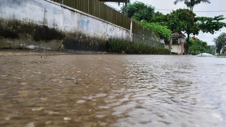 Mưa dông, mưa lớn cục bộ tại khu vực Bắc Bộ có khả năng gia tăng từ chiều tối và đêm ngày 10/8