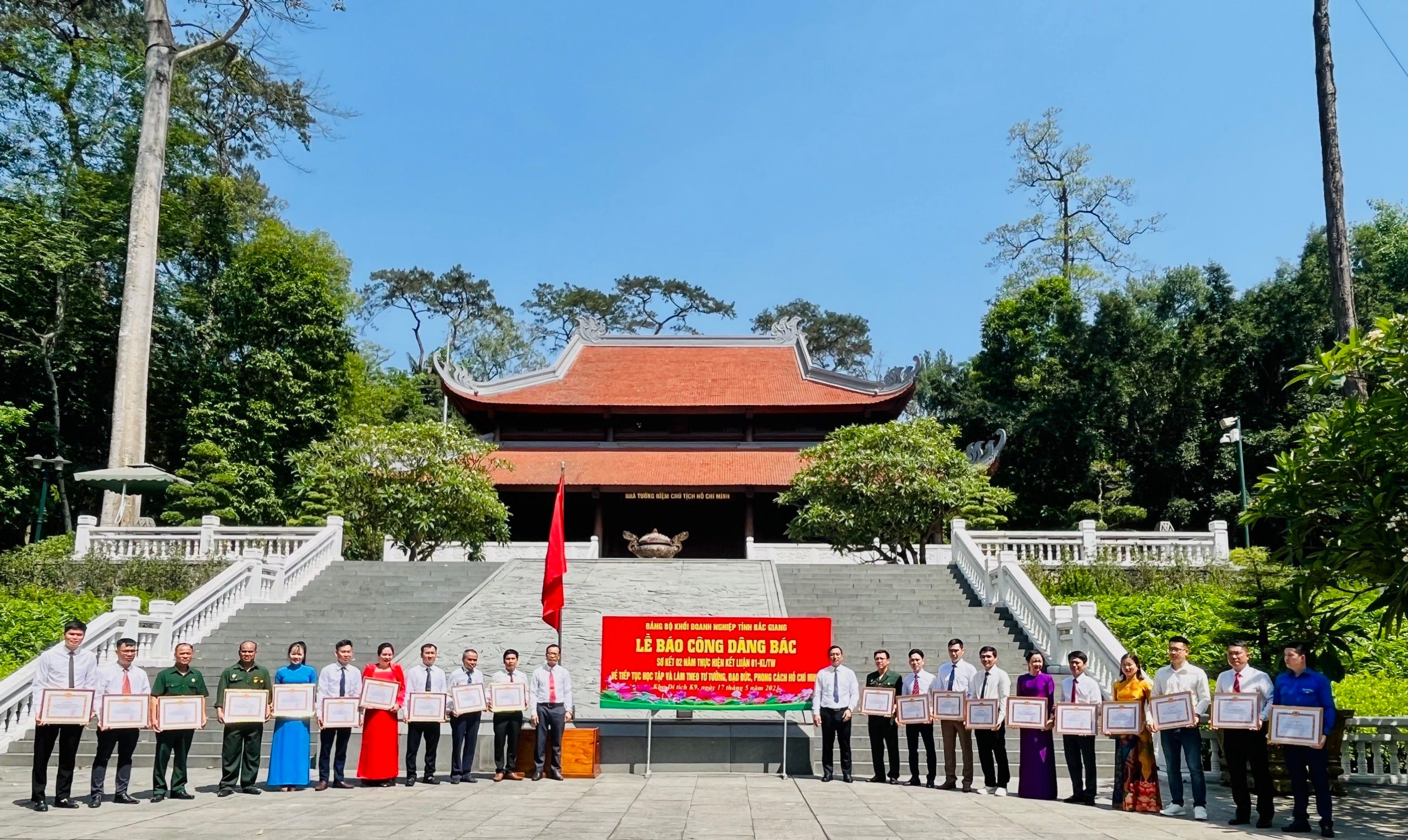 Bắc Giang: Tăng cường bảo vệ nền tảng tư tưởng của Đảng trong các doanh nghiệp trên địa bàn