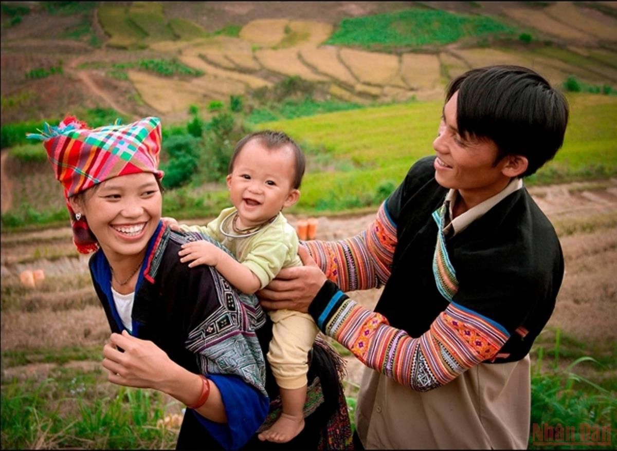 Hỗ trợ nhiều dịch vụ nâng cao chất lượng dân số vùng dân tộc thiểu số và miền núi