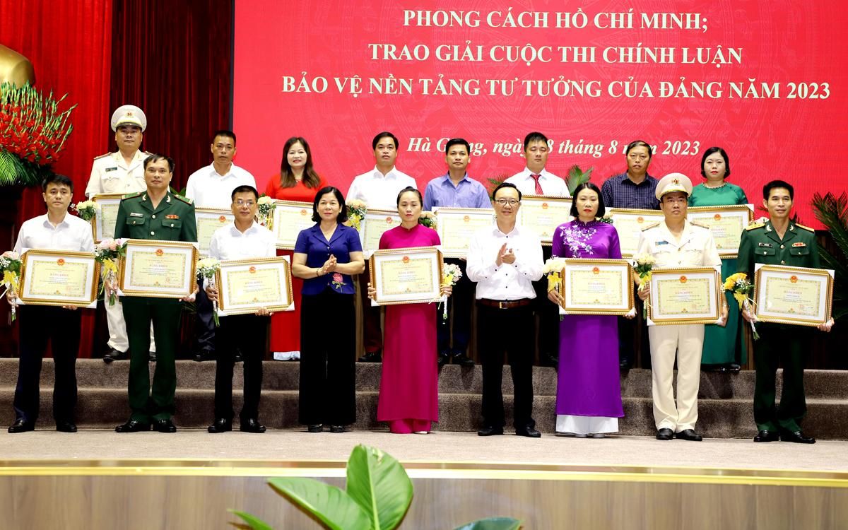 Hà Giang: Mỗi tập thể, cá nhân phải thực sự là tấm gương sáng trong học tập và làm theo Bác