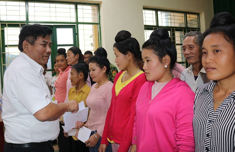 Tạo năng lực để nhóm dân tộc thiểu số có khó khăn đặc thù nhanh chóng phát triển