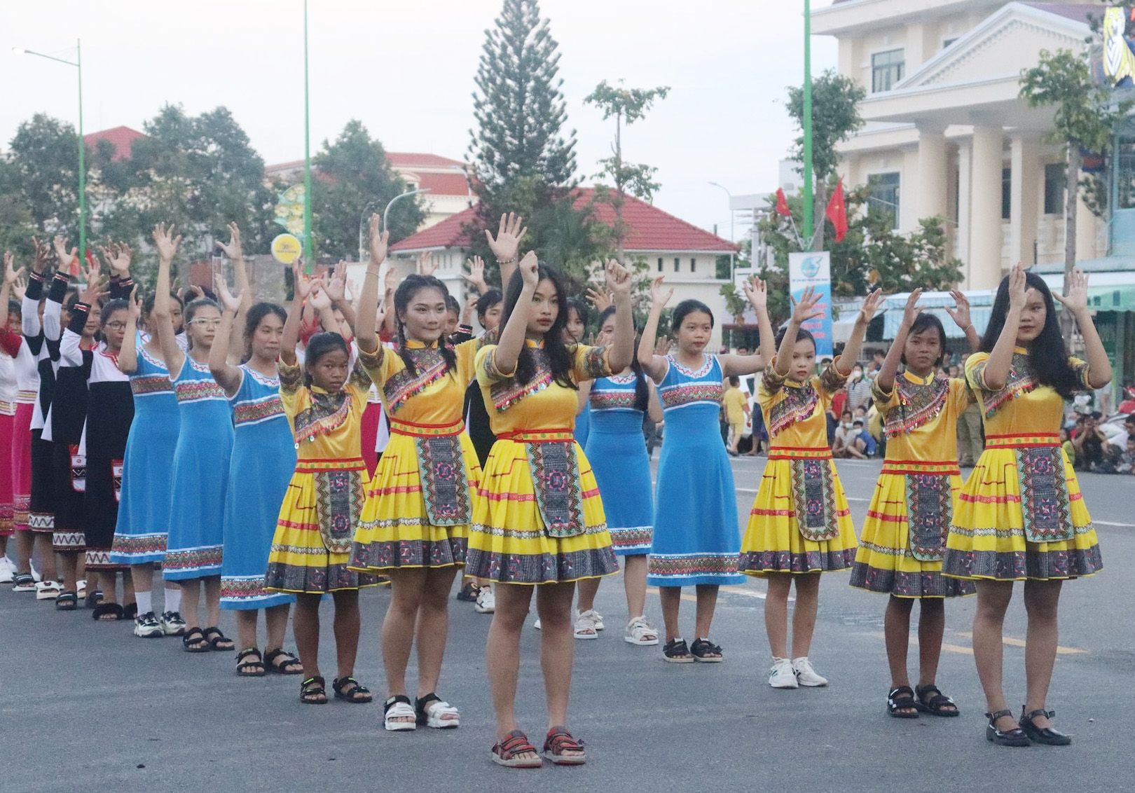 Thay đổi nhận thức, thúc đẩy bình đẳng giới để làm chủ cuộc sống