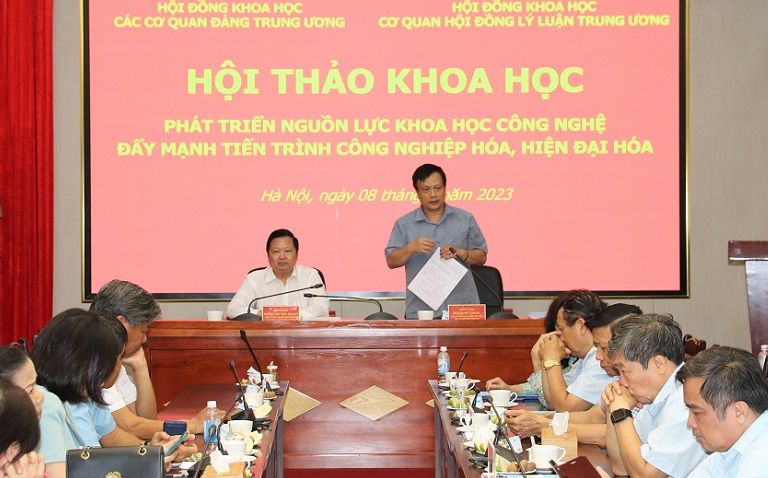 Phát triển nguồn lực khoa học công nghệ đẩy mạnh tiến trình công nghiệp hóa, hiện đại hóa