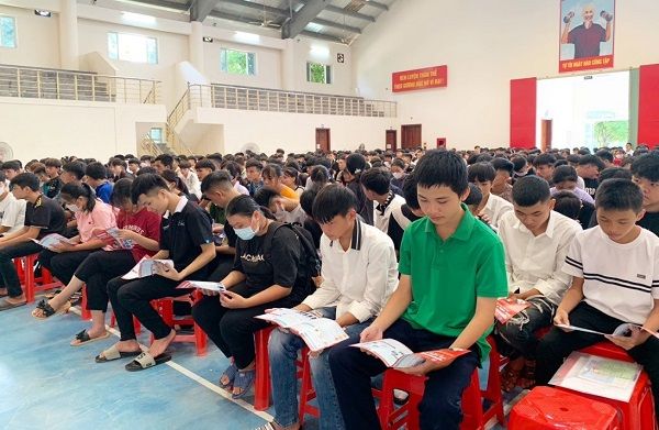 Tuyên Quang: Tuyên truyền phổ biến chính sách pháp luật về BHYT cho học sinh, sinh viên