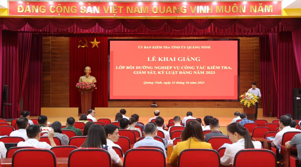 Quảng Ninh: Khai giảng lớp bồi dưỡng nghiệp vụ công tác kiểm tra, giám sát của Đảng