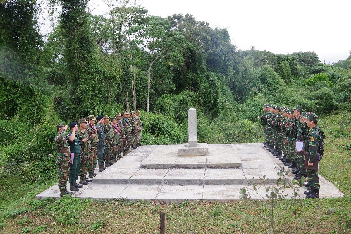 Đối ngoại biên phòng góp phần xây dựng biên giới hòa bình, hữu nghị, hợp tác cùng phát triển