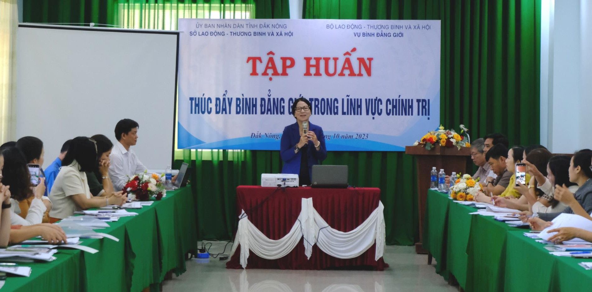 Tập huấn thúc đẩy bình đẳng giới trong lĩnh vực chính trị