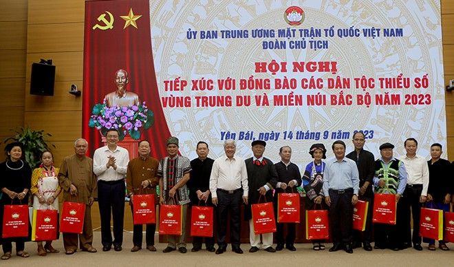 Quan tâm chăm lo đời sống vật chất, tinh thần cho đồng bào Dân tộc thiểu số