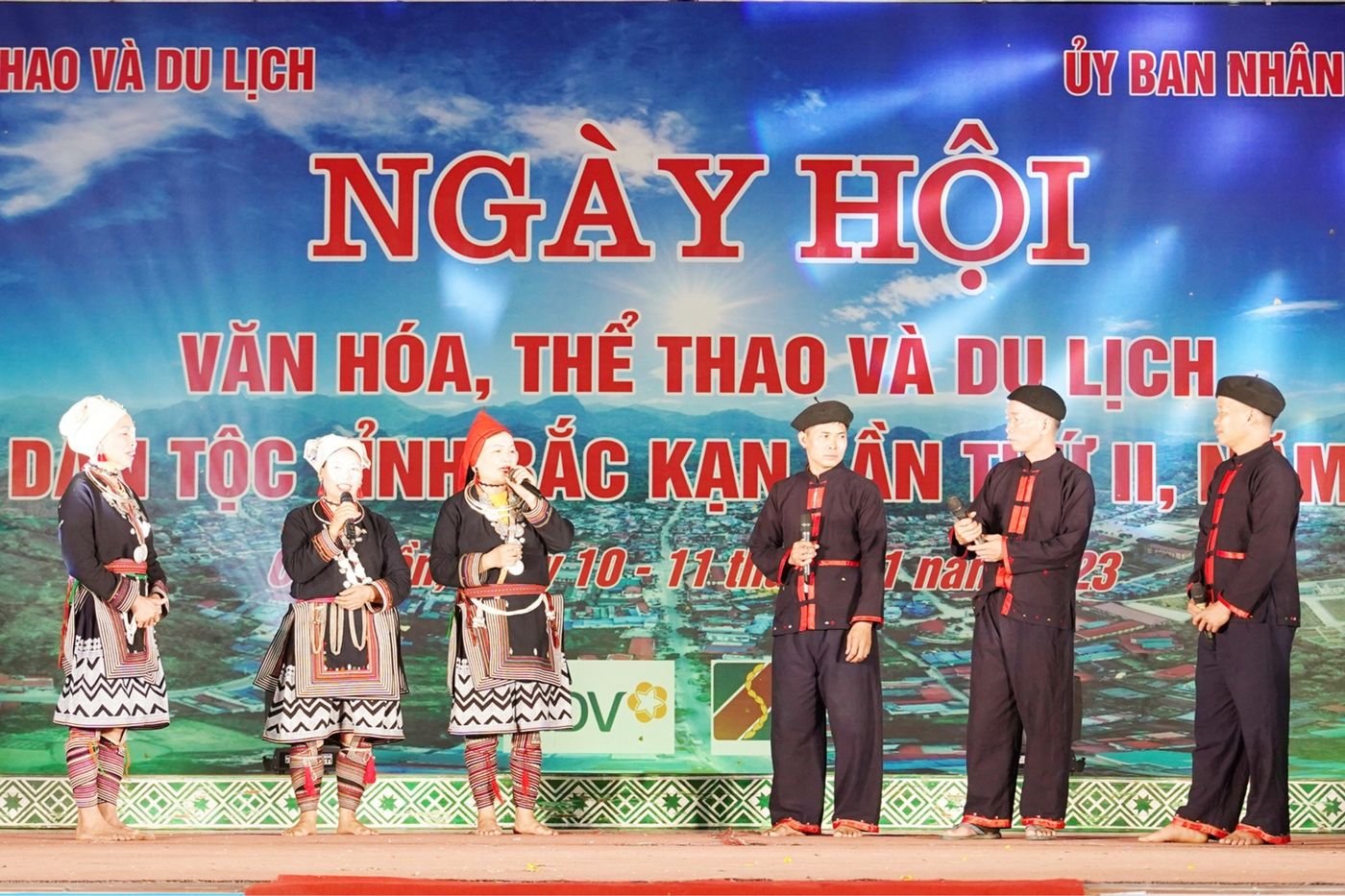 Tưng bừng Ngày hội văn hoá, thể thao và du lịch các dân tộc tỉnh Bắc Kạn