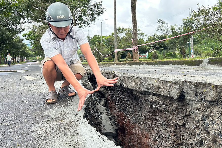 Tây Nguyên đối mặt với sạt lở, sụt lún đất: Nhận diện nguy cơ, sẵn sàng ứng phó