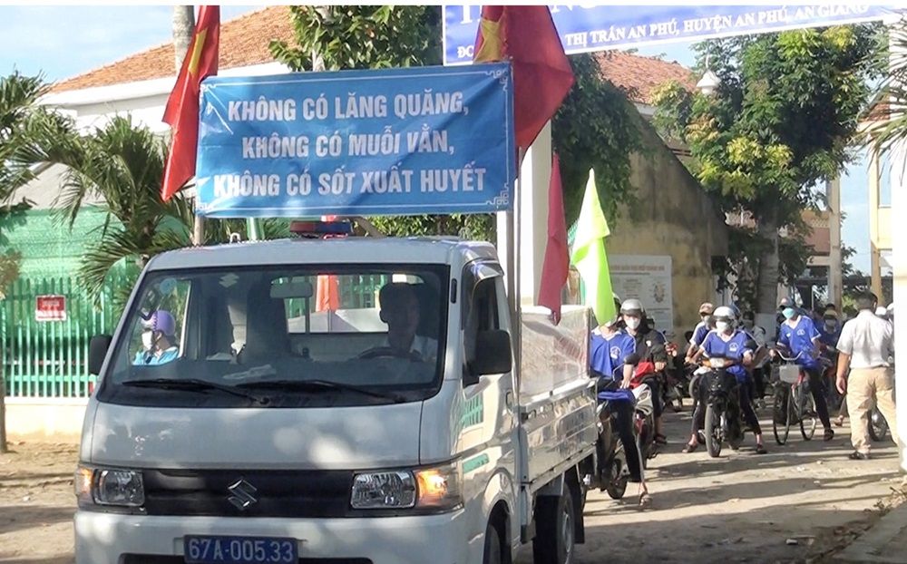 Tăng cường giám sát phòng, chống sốt xuất huyết, tay chân miệng tại địa phương