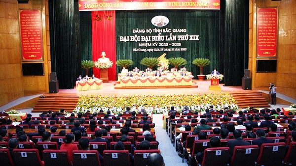 Bắc Giang: Nâng cao chất lượng, hiệu quả công tác của đội ngũ cán bộ, đảng viên