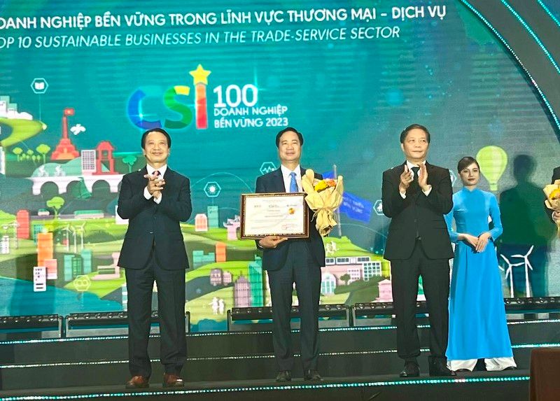 Bảo Việt (BVH) đứng đầu Top 10 Doanh nghiệp bền vững Việt Nam