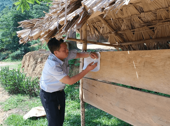 Những người góp phần đẩy lùi những hủ tục của đồng bào Mông