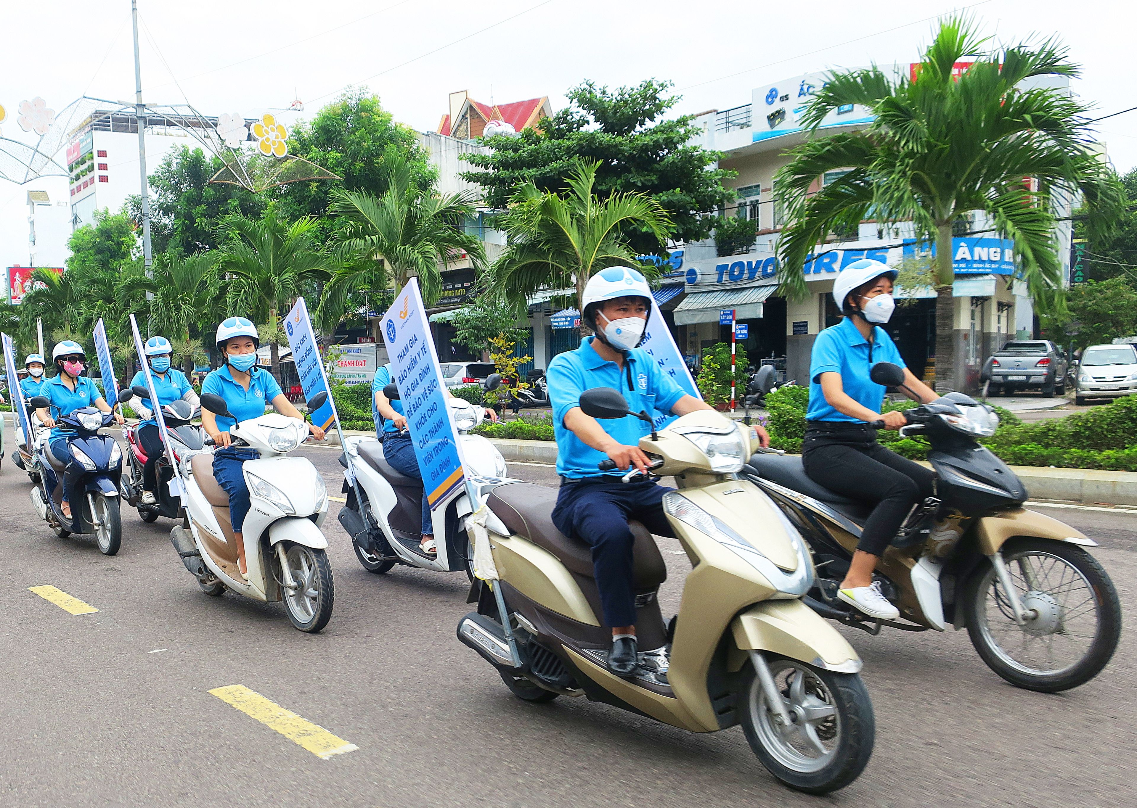 Triển khai hiệu quả các hoạt động, tạo thuận lợi tối đa cho người tham gia BHYT