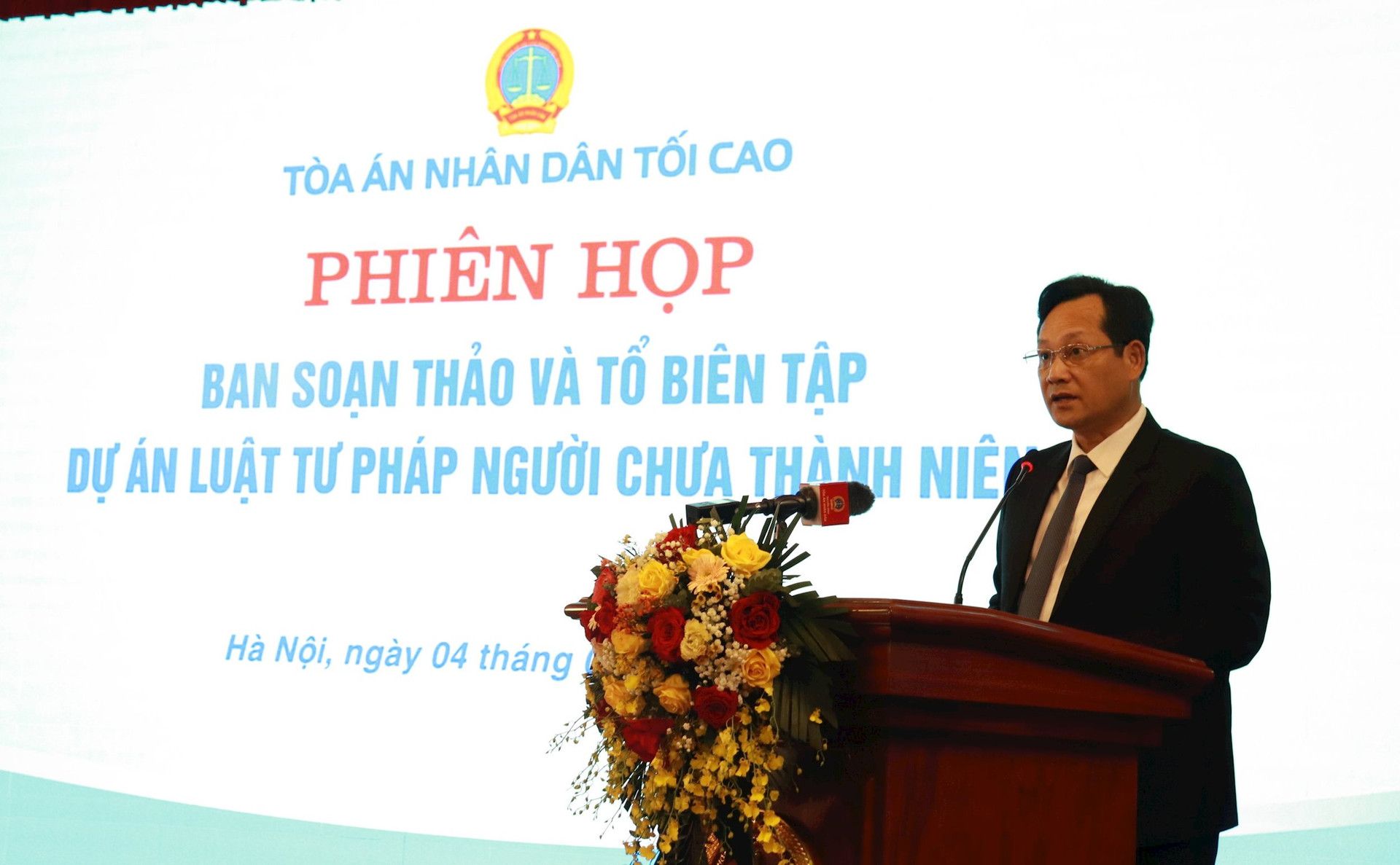 Tạo khuôn khổ pháp lý cho hệ thống tư pháp người chưa thành niên