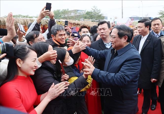 Thủ tướng dự "Ngày hội công nhân - Đón chào Xuân mới" tại Thanh Hóa