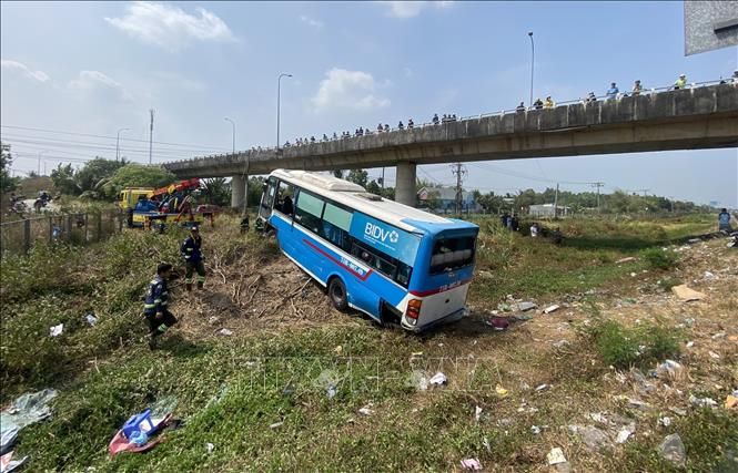 Nỗ lực khắc phục, xử lý những bất cập, đảm bảo trật tự an toàn giao thông