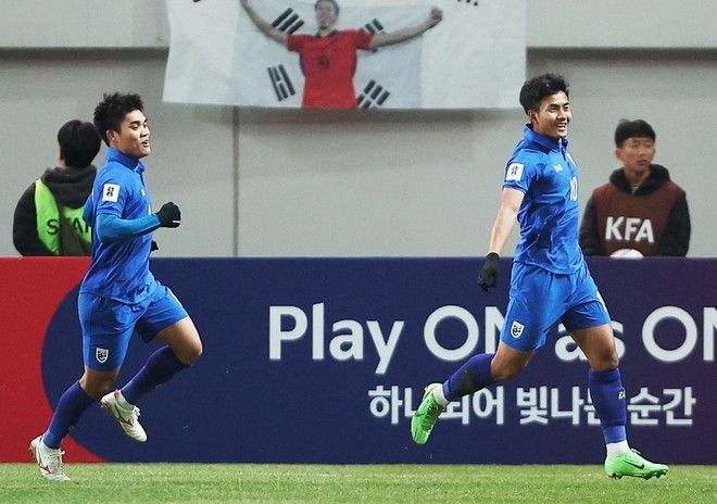 Tuyển Thái Lan gây sốc cho Hàn Quốc ở vòng loại World Cup 2026