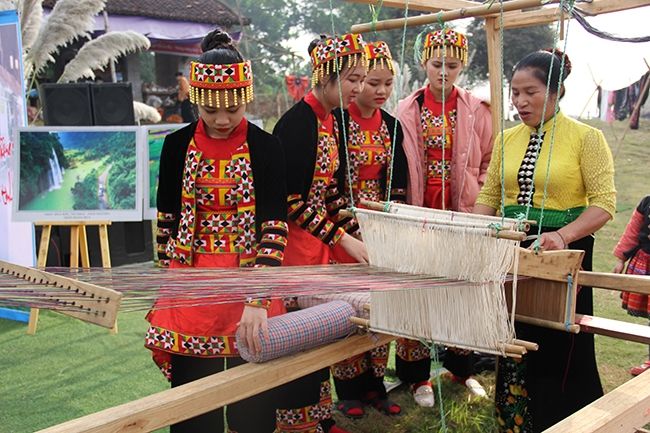 ​Khám phá “Sắc màu văn hoá các dân tộc Việt Nam” trong tháng 4