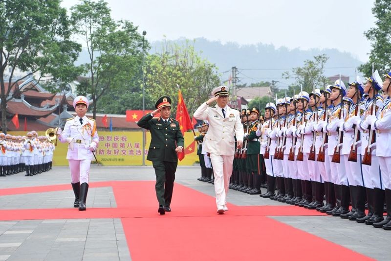 Giao lưu hữu nghị quốc phòng biên giới Việt Nam - Trung Quốc lần thứ 8 