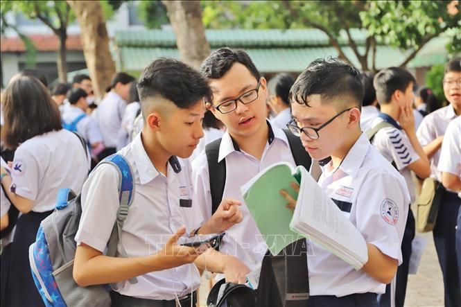 Chỉ có 61% học sinh Hà Nội có “vé” vào lớp 10 THPT công lập